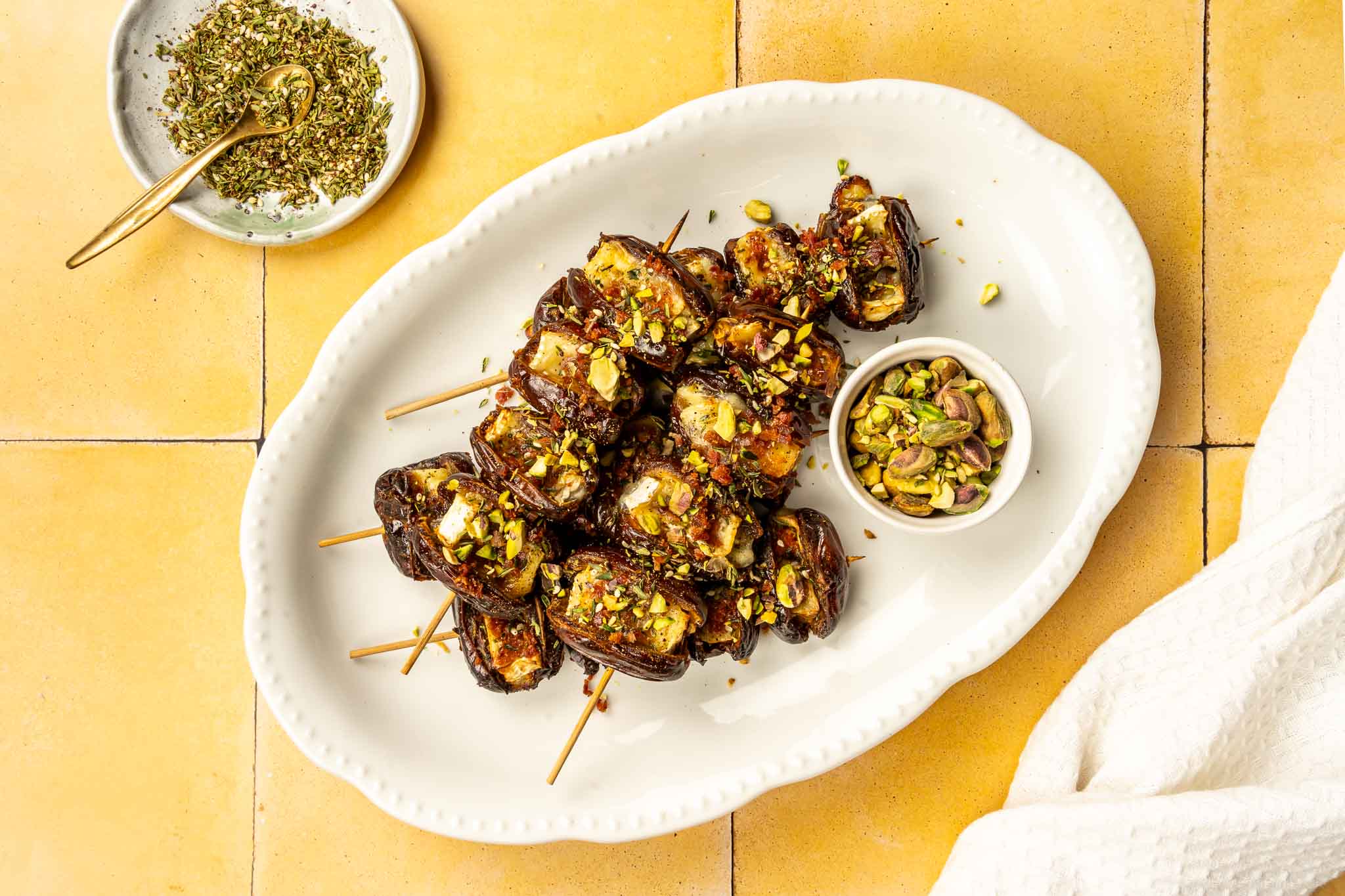 Gevulde dadels van de BBQ