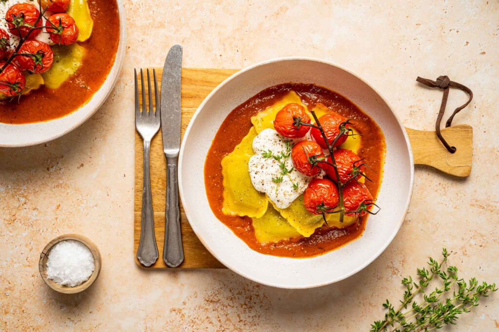 Vegan Ravioli Met Romige Paprika Tomatensaus1