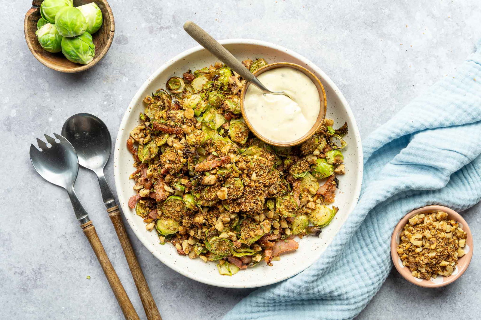 Geroosterde Spruitjes Salade Met Ansjovis Dressing2