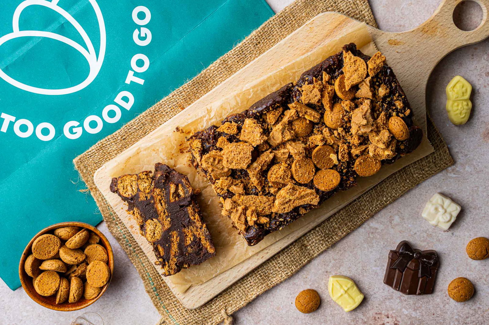 Arretjescake Met Pepernoten En Speculaas14[1]