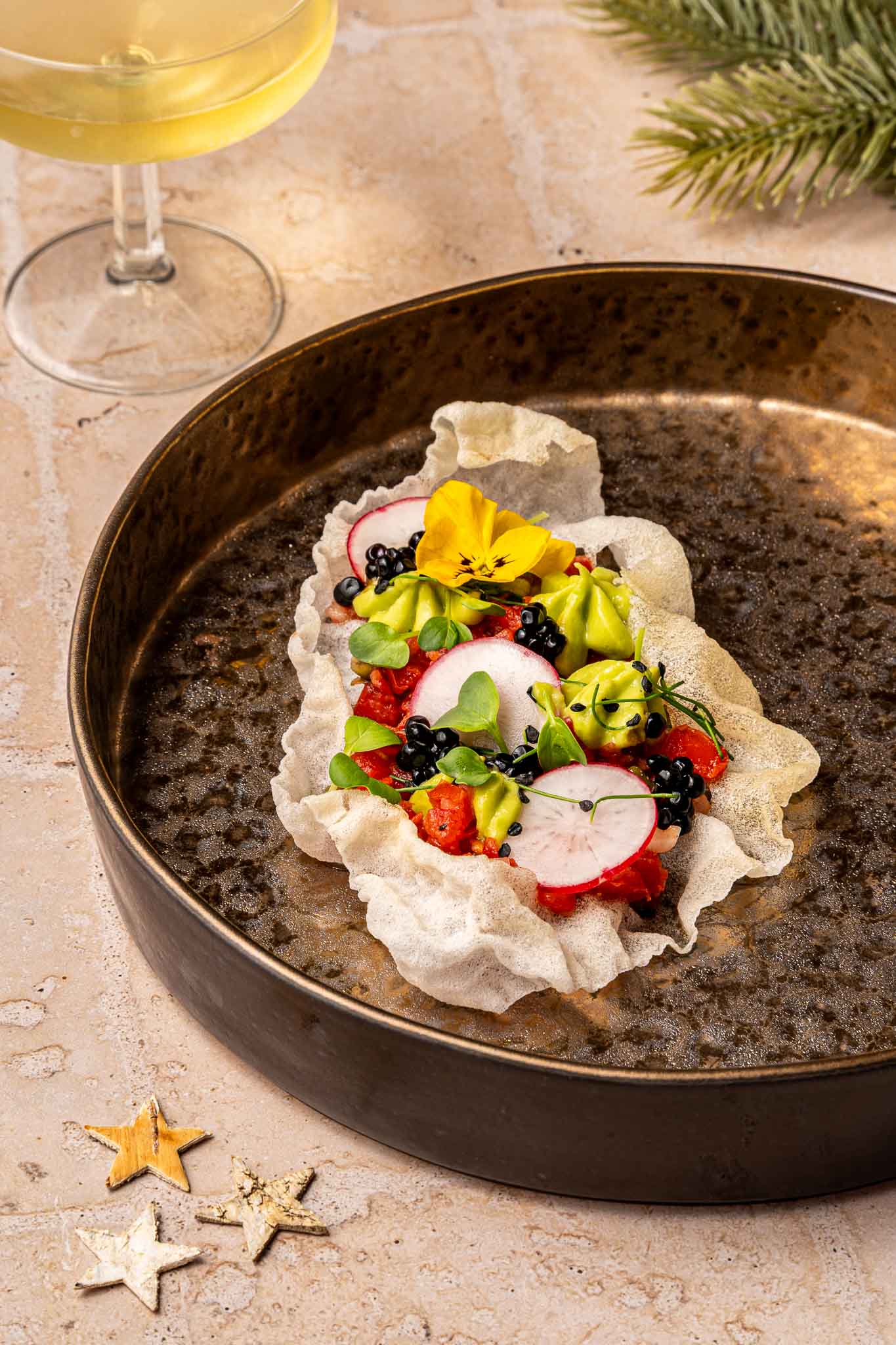 Gefrituurd Rijstvel Met Tomaten Tartaar1