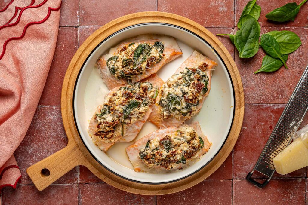 Gevulde Zalmfilet Met Feta En Zongedroogde Tomaat1