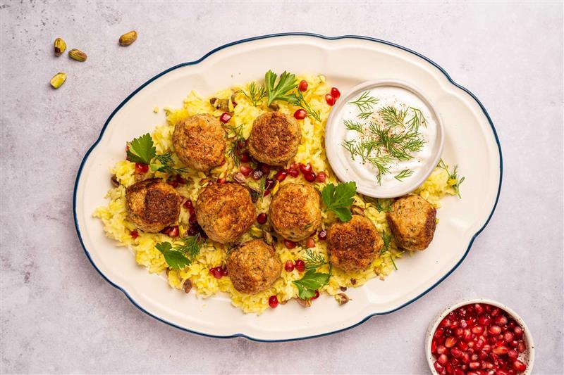 Saffraanrijst Met Lamsgehaktballetjes