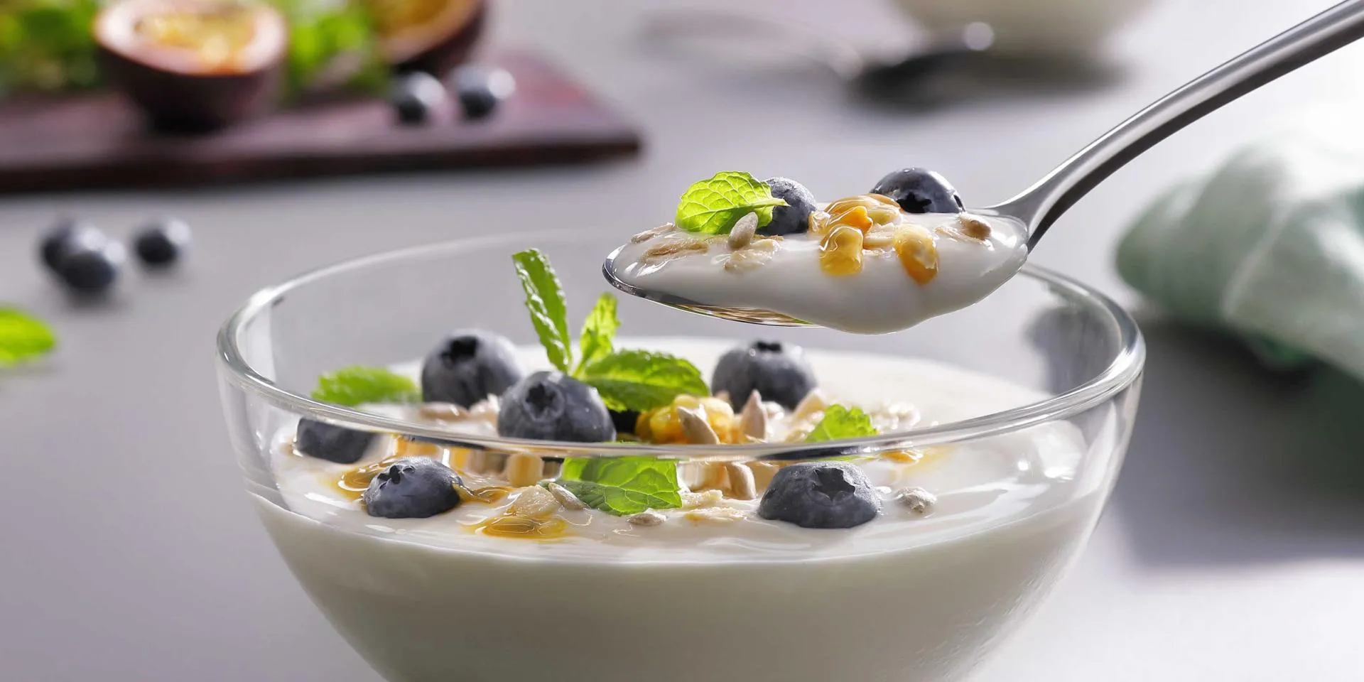 Halfvolle yoghurt met proteïne van Campina