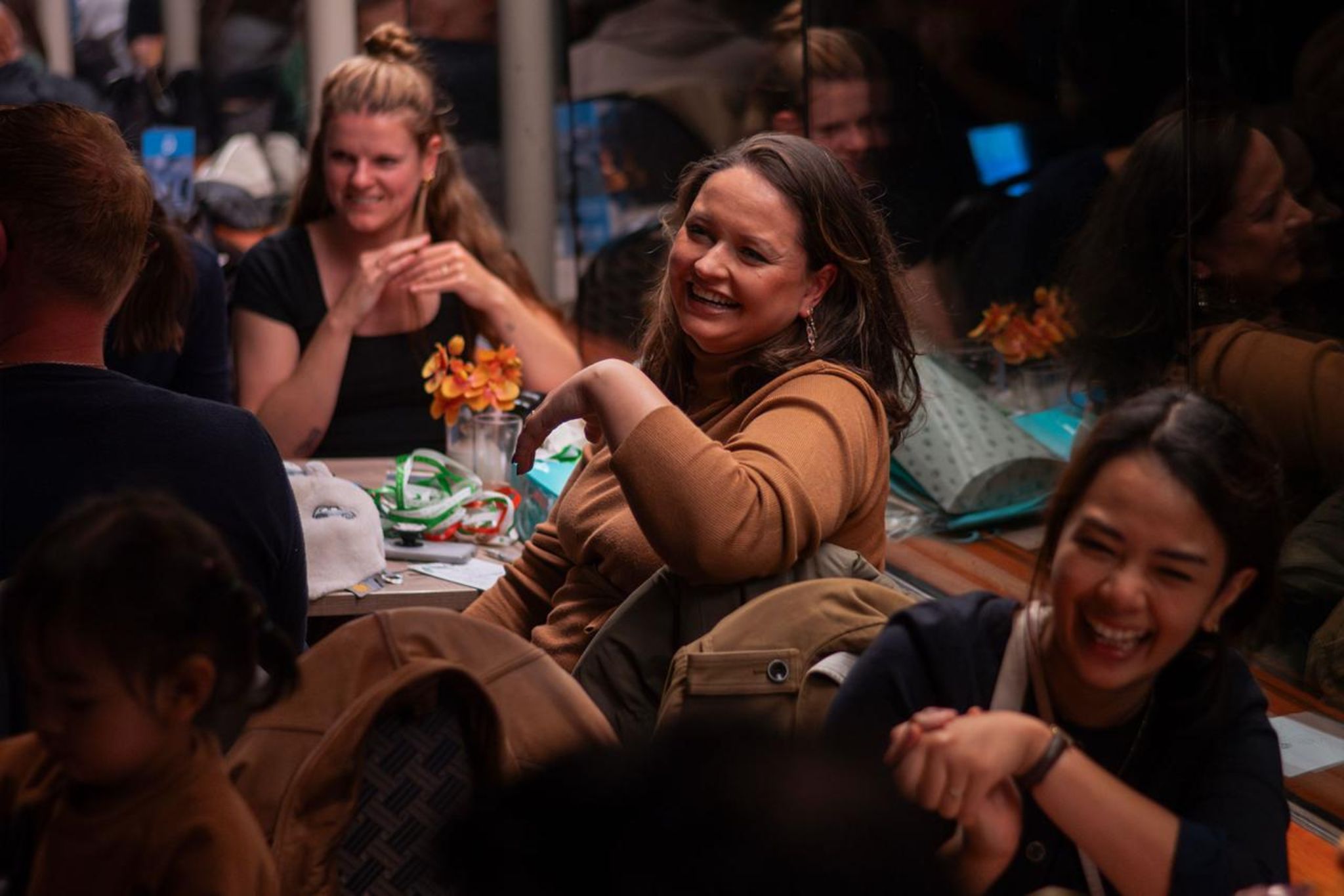 Roti Cruise Rotterdam Lachende mensen